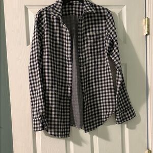Ladies Black and White Checkered button-down shirt